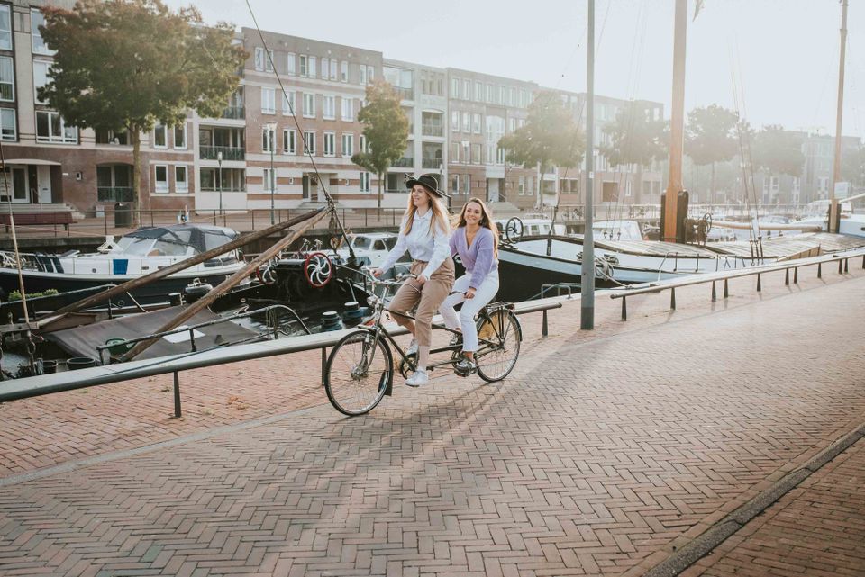 Practical information Amersfoort - Girls on a tandem bike
