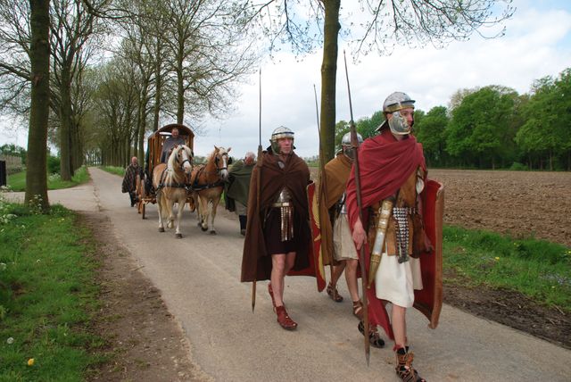 Romeinse reiswagen op pad