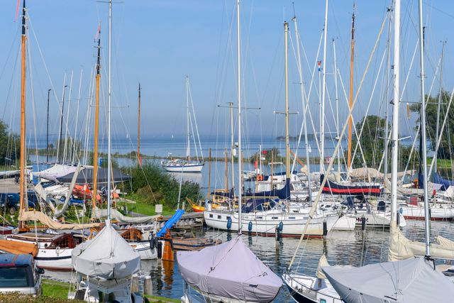 Muiden watersport jachthaven en IJmeer