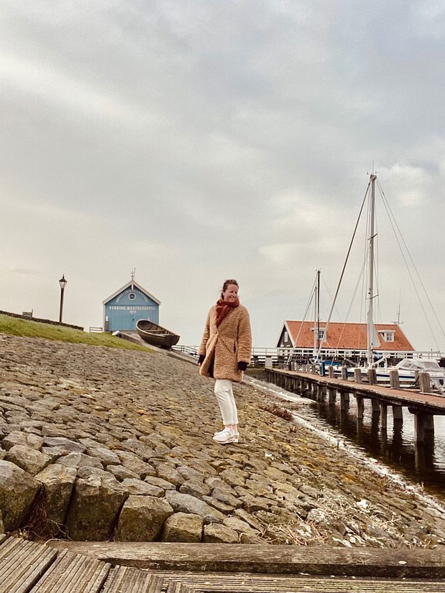Lydia in de haven van HIndeloopen