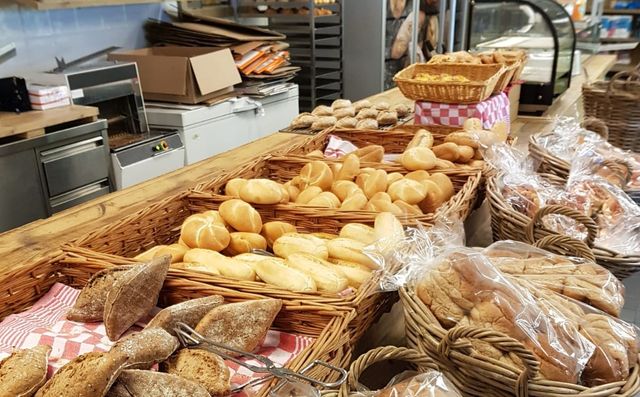Heerlijke broodjes uit de havenwinkel