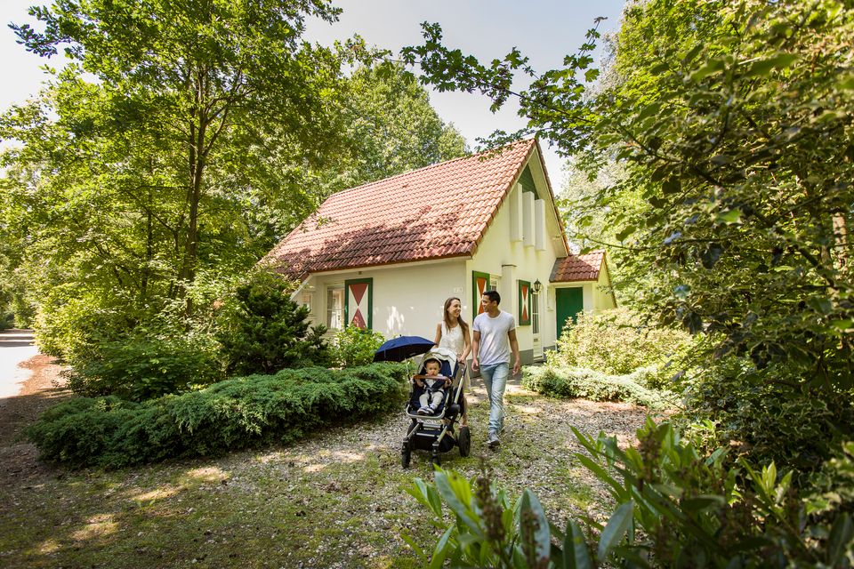 Een huisje op het vakantiepark Landal Land van Bartje met een jong gezin.
