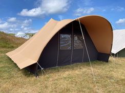 4 persoons tent, verhuurd door camping Stortemelk