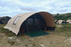 4-6 persoons tent, verhuurd door camping Stortemelk