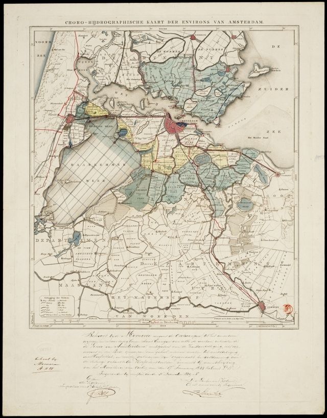 Oude kaart waarop in kleur is aangegeven welke gebieden rond Amsterdam onder water gezet zouden kunnen worden.