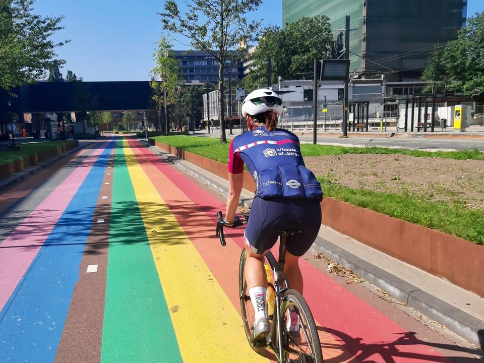 Blog headerfoto Rainbow ride - regenboog fietsroute