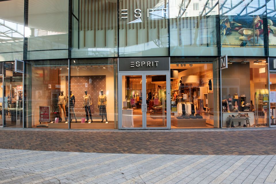 Dit is een foto van Esprit in het Stadshart in Zoetermeer.