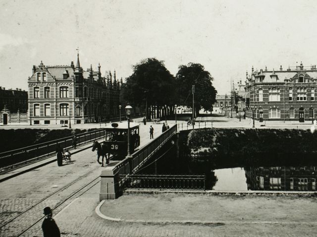 De Stationsbrug rond 1900