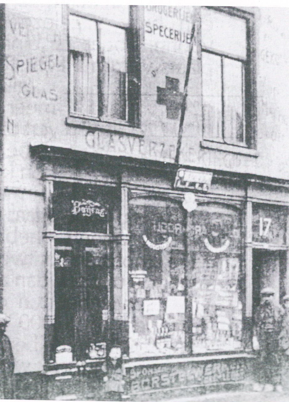 Baijens paint store. Pictured is the Baijens building circa 1920.