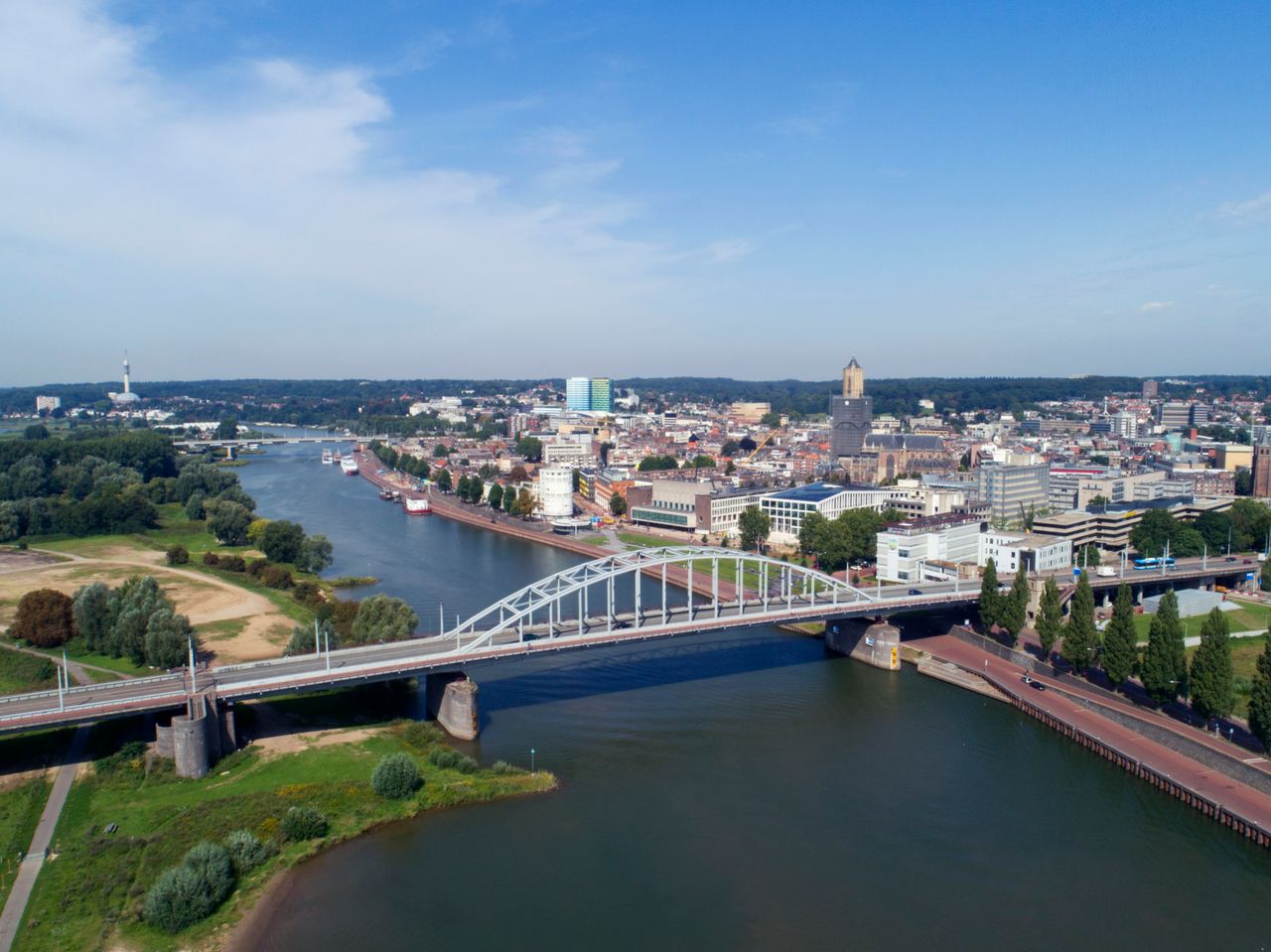 Arnhem - luchtfoto - drone - stadswandeling