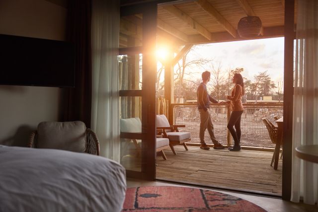 Uitzicht op de Savanne vanaf je kamer in Safari Hotel Beekse Bergen
