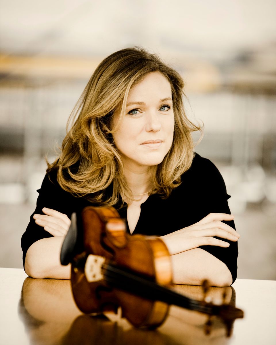 Isabelle van Keulen met haar viool