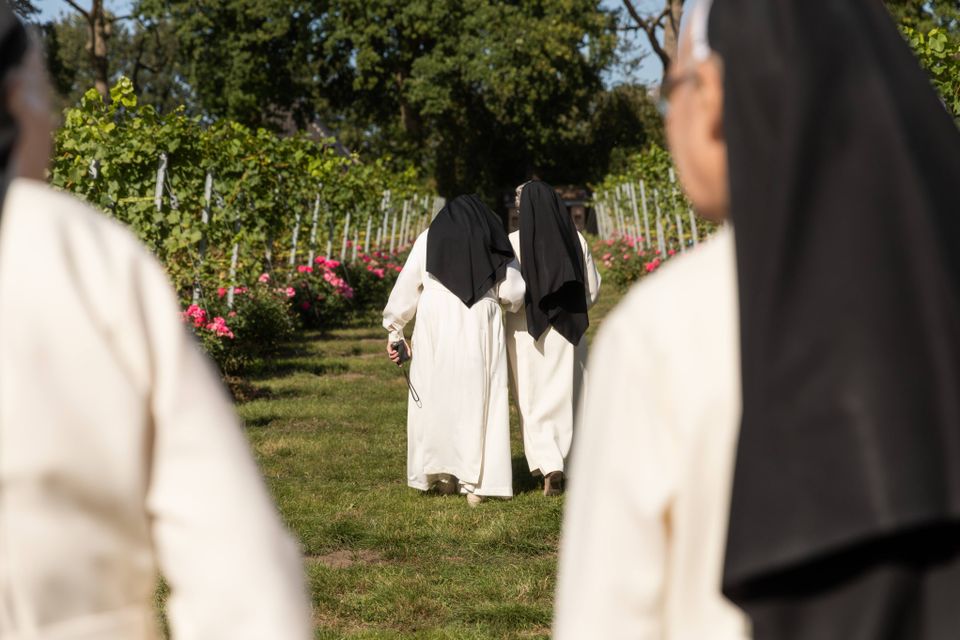Een foto van nonnen in het Catharinadal.