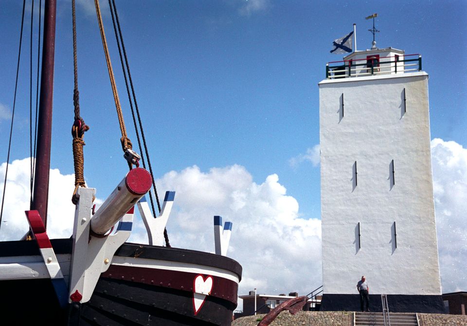 Vuurtoren en boot in Katwijk aan Zee