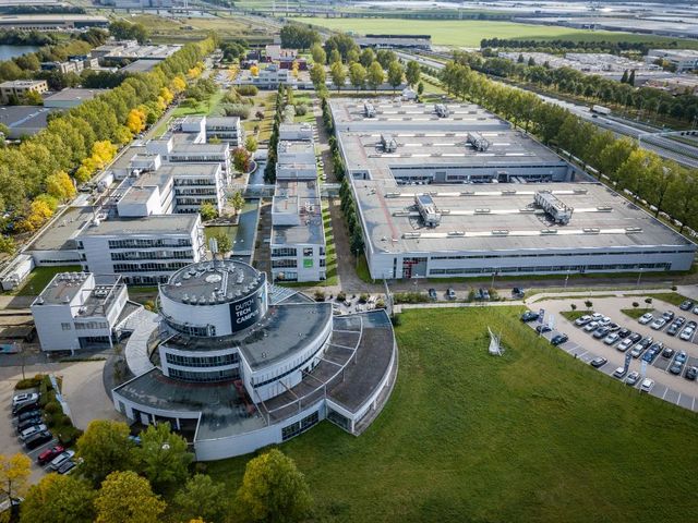 Luchtfoto van het Dutch Innovation Park.