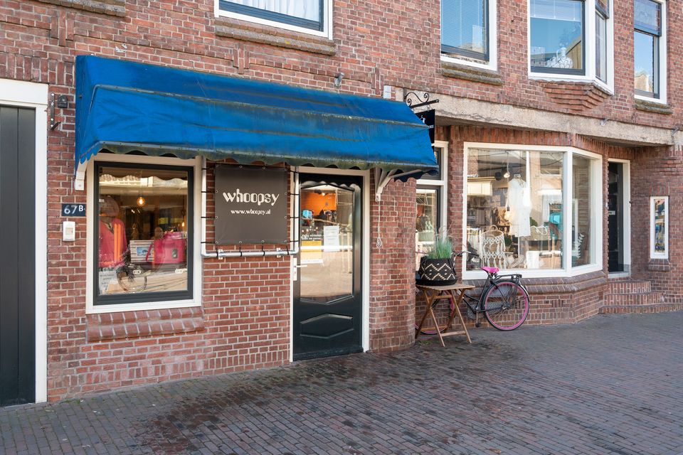 Dit is een foto van Whoopsy in de Dorpsstraat in Zoetermeer.