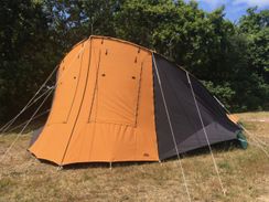 2-3 persoons tent, verhuurd door camping Stortemelk