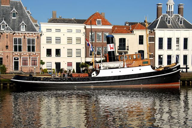 Furie at his permanent berth along the Stadhuiskade