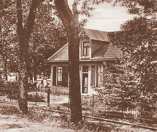 Historische afbeelding van de school in Wilhelminaoord