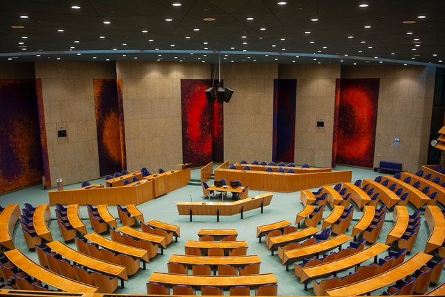 Picture of empty Dutch parliament