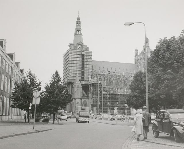 Restauratie van de toren van de Sint-Jan in de vorige eeuw