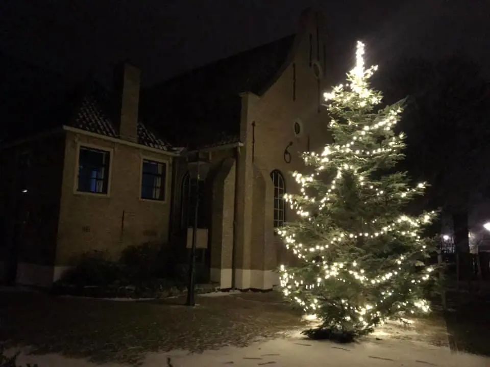 Kerstboom Nicolaaskerk Vlieland
