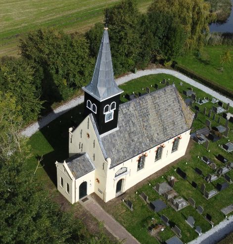 Kerk vanuit de lucht