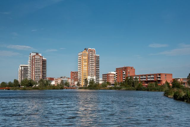 Foto van de skyline van Oosterheem