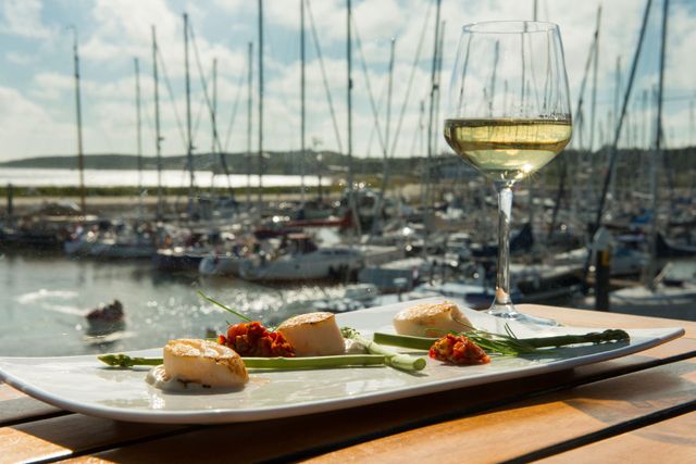 Dining Vlieland food & drink & view