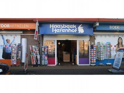 Buitenkant winkel Haasbeek Herenhof