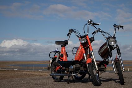 Verleih von Oldtimer-Mopeds