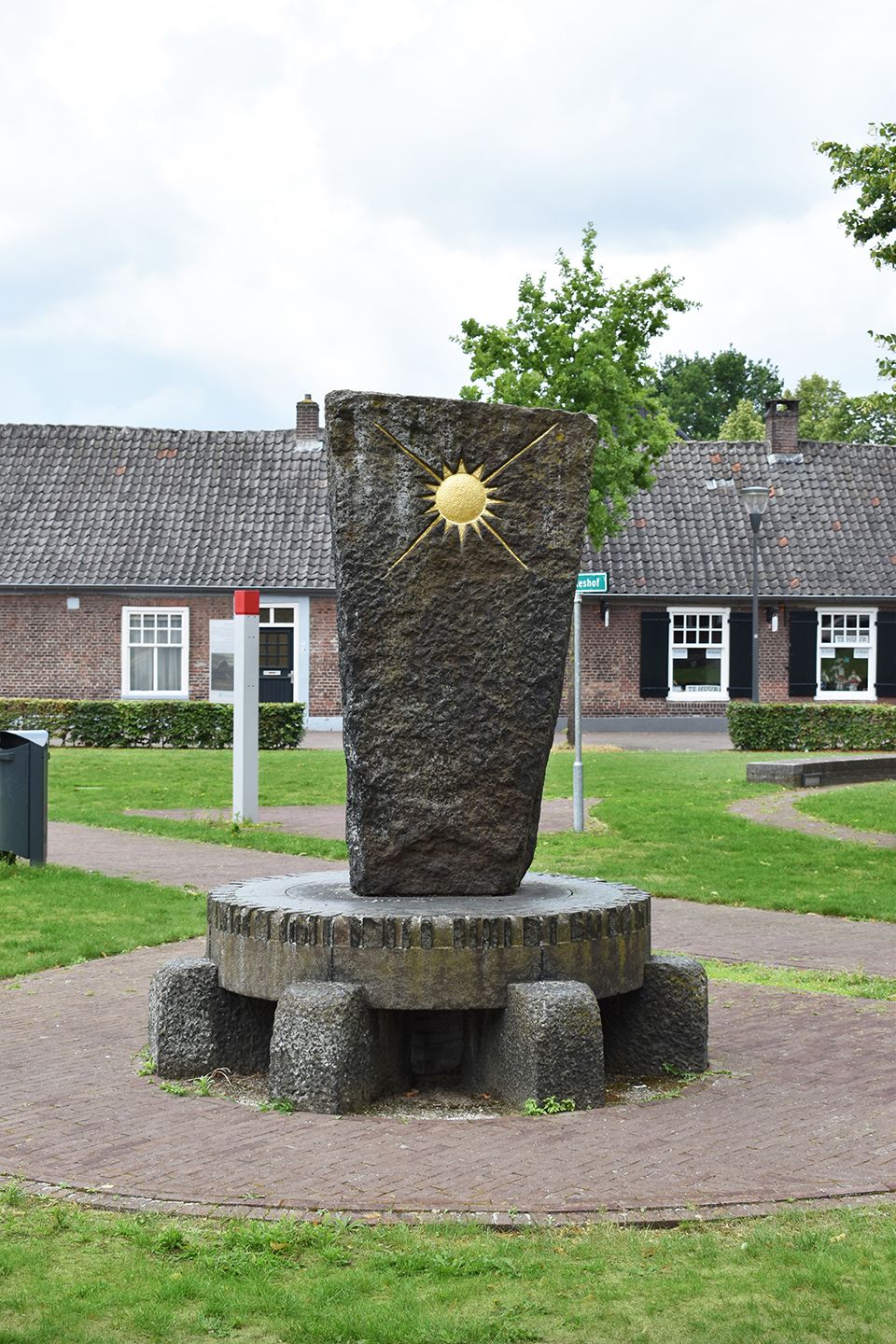 Monument voor Vincent van Gogh in Nuenen