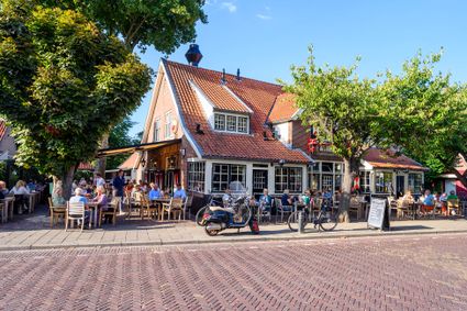 Café Moeke Spijkstra met terras
