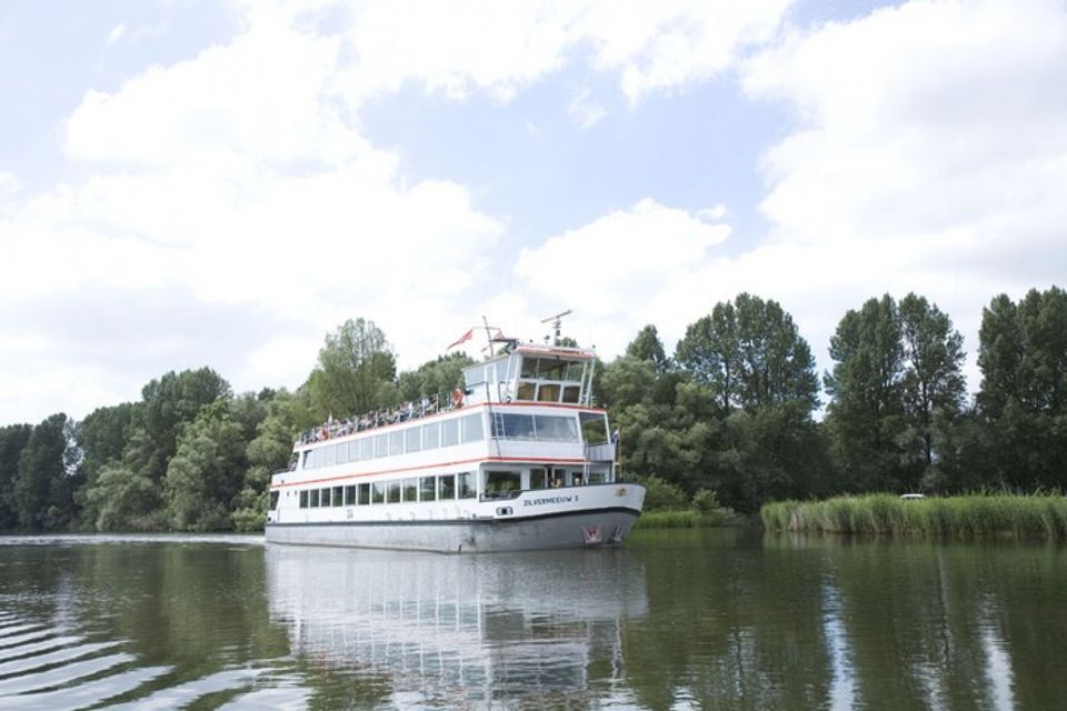 Canal cruise company De Zilvermeeuw