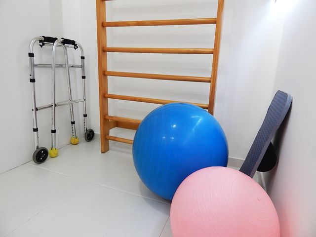 Image of a physiotherapy center.
