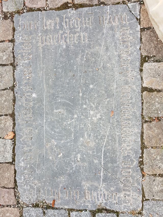 Grafsteen IJken Goeyaert Haubrakensdochter