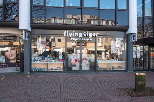 Voorkant van de winkel Flying Tiger in het Stadshart.
