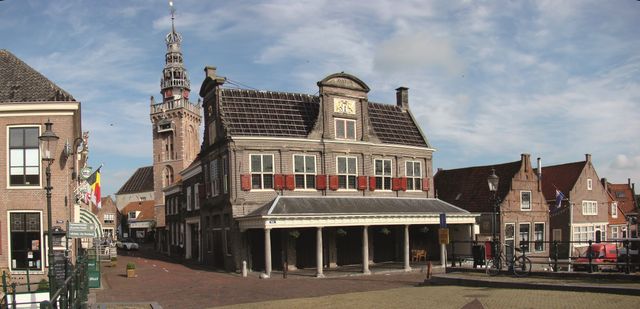 Een foto van het centrum van Monnickendam