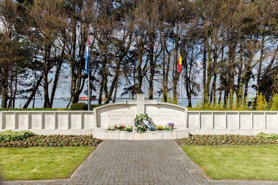 Belgian honorary cemetery Willemstad