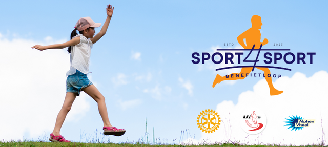 Een meisje dat door het gras loopt met daarnaast het Sport 4 Sport logo.
